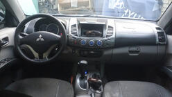 Mitsubishi L200 2006–2015 Dekoratívne lišty na palubnú dosku (11 dielov) Drevo fotografia 4