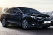 Recenzia modernizovaného sedanu Toyota Avensis fotografia 2