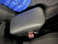 Citroen C-3 2009–2016 Lakťová opierka (s plastovým adaptérom do držiaka nápojov) fotografia 6