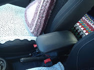 Citroen C-3 2009–2016 Lakťová opierka (s plastovým adaptérom do držiaka nápojov) fotografia 9