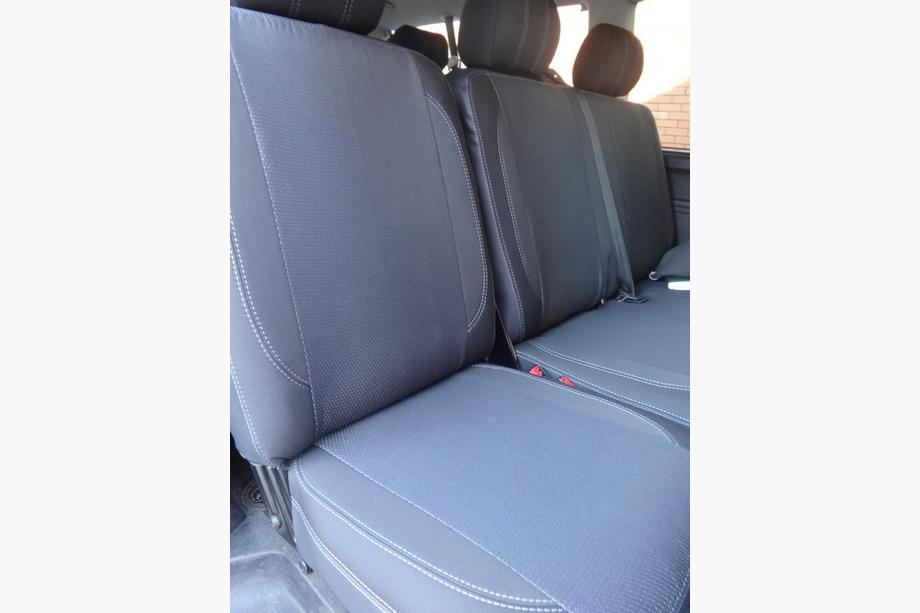 Volkswagen T5 2010–2015 Autopoťahy (koženka↗látka, Premium) Fotografia 8