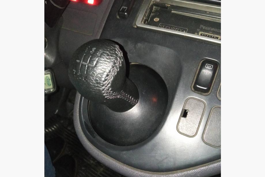 Mercedes Vito W638 1996–2003 Hlavica radiacej páky (koža) Fotografia 1