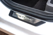 Ford Focus II 2005–2008 Prahové lišty (Flexill, 4 ks) Exkluzívny fotografia 3