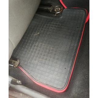 Gumové koberce do interiéru (4 ks, Polytep) Ford Focus III 2011–2017 fotografia 4