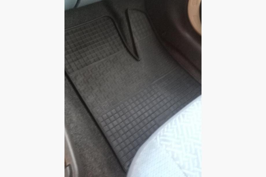 Fiat Doblo I 2005–2010 Gumené rohože do interiéru (2 ks, Polytep) Fotografia 3