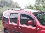 Renault Kangoo 2008–2020 Strešné lyžiny Skyport (čierne) fotografia 1