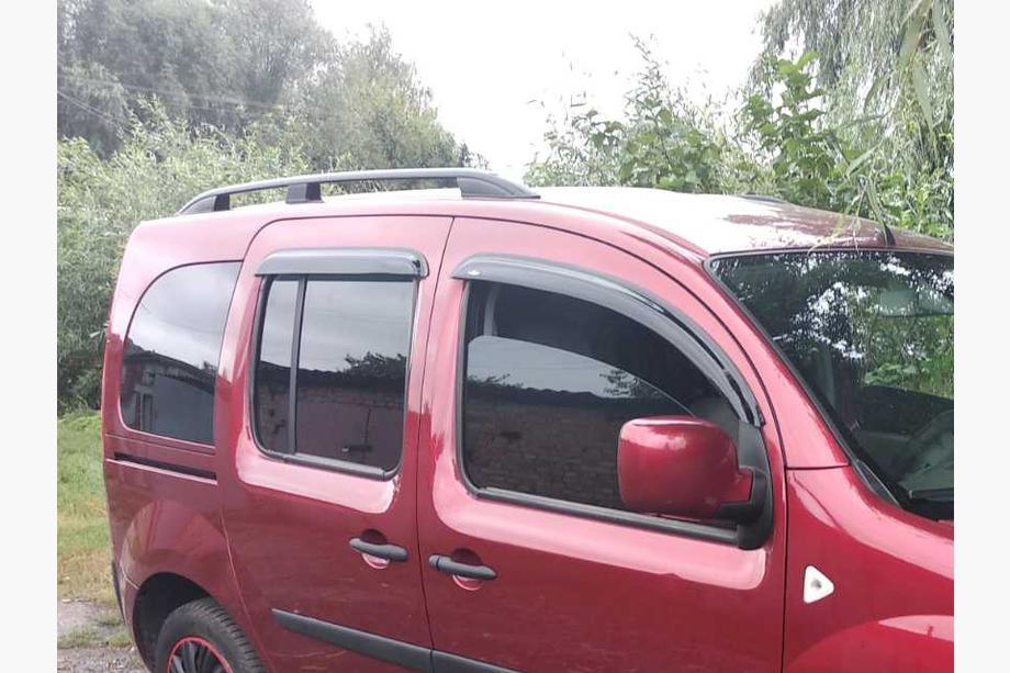 Renault Kangoo 2008–2020 Strešné lyžiny Skyport (čierne) Image