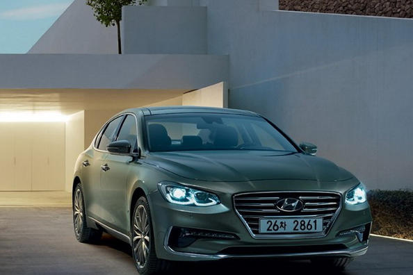 Test vlajkovej lode: nový Hyundai Grandeur Fotografia 1