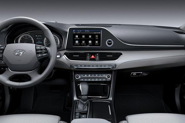 Test vlajkovej lode: nový Hyundai Grandeur Fotografia 6