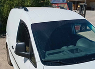 Volkswagen Caddy 2010–2015 Strešné lyžiny Skyport BLACK Štandardná základňa fotografia 8