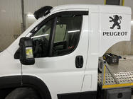 Fiat Ducato 2006–2025 Okenné deflektory (2 ks, DDU) fotografia 1