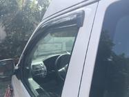 Volkswagen T5 Caravelle 2004–2010 Deflektory okien (2 ks, MyRacing) fotografia 2