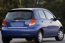 Chevrolet Aveo T200 2002–2008 Nerezová lišta hrany kufra fotografia 1