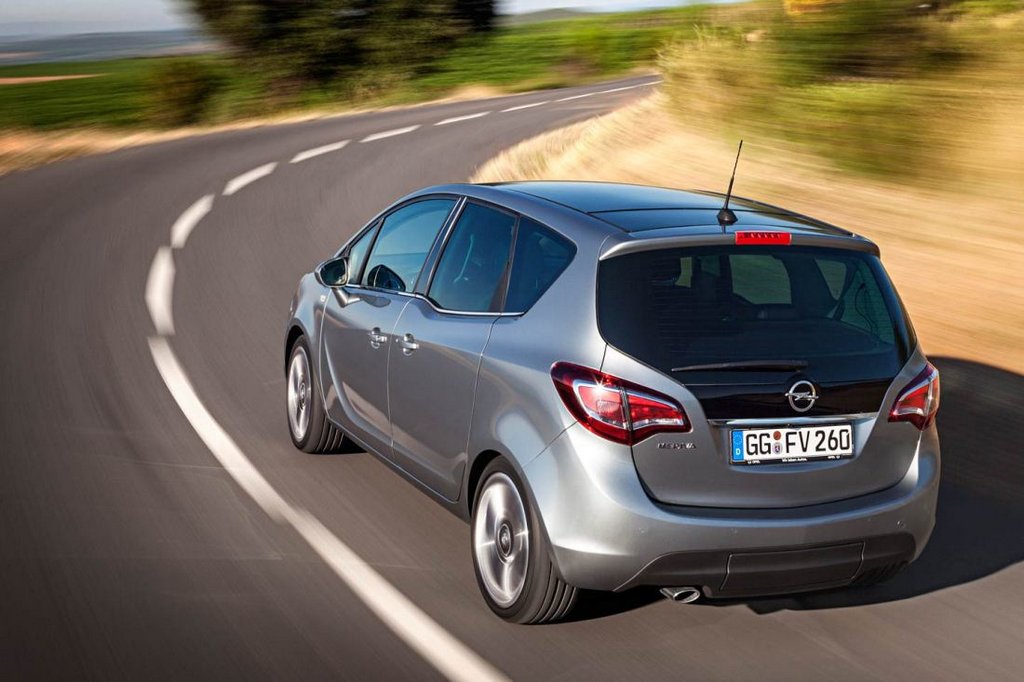 Prehľad modernizovaného kompaktného vanu Opel Meriva