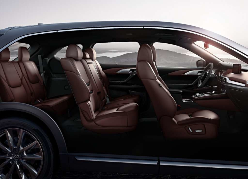 Recenzia sedemmiestneho crossovera Mazda CX-9