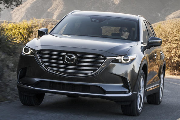 Recenzia sedemmiestneho crossovera Mazda CX-9