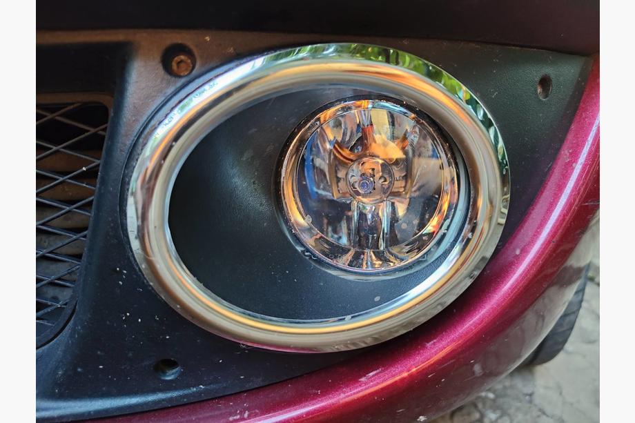 Fiat Doblo I 2005–2010 Chrómové kryty hmloviek (2 ks, nerez) Carmos - turecká oceľ Image