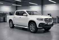 Mercedes X class 2017–2020 Bočné nášľapy Allmond White (2 ks, hliník) fotografia 1