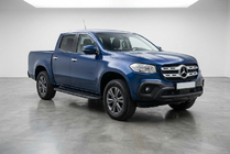 Mercedes X class 2017–2020 Bočné nášľapy Bosphore Black (2 ks, hliník) fotografia 1