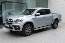 Mercedes X class 2017–2020 Bočné nášľapy Maydos V2 (2 ks, hliník) fotografia 1