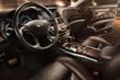 Sedan vyššej triedy Infiniti Q70 fotografia 6