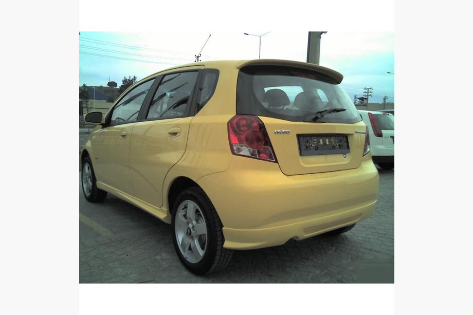 Chevrolet Aveo T200 2002–2008 Kryt zadného nárazníka (na lakovanie) Image