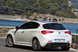 Recenzia päťdverového hatchbacku Alfa Romeo Giulietta fotografia 2