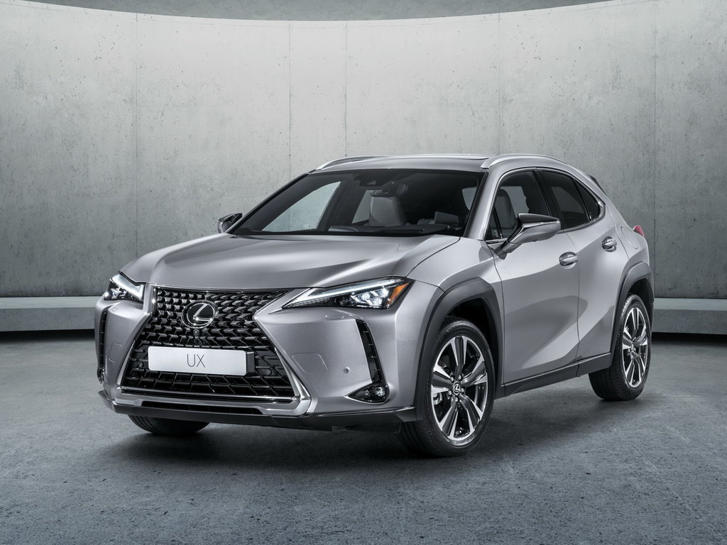 Recenzia nového kompaktného crossovera Lexus UX 200