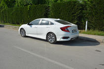 Honda Civic Sedan X 2016–2021 Rohové nástavce na zadný nárazník (na lakovanie) fotografia 3