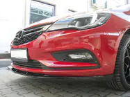 Opel Astra K 2016–2021 Predný spodný nástavec HB (na lakovanie) fotografia 3