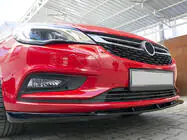 Opel Astra K 2016–2021 Predný spodný nástavec HB (na lakovanie) fotografia 4