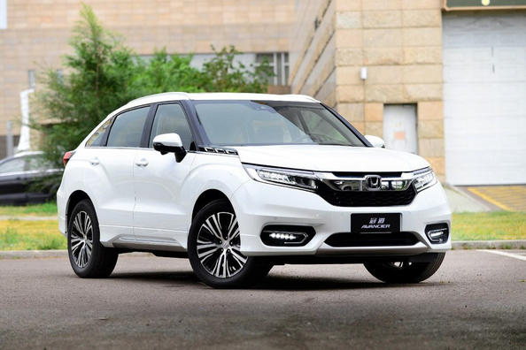 Recenzia crossoveru Honda Avancier modelového roka 2017
