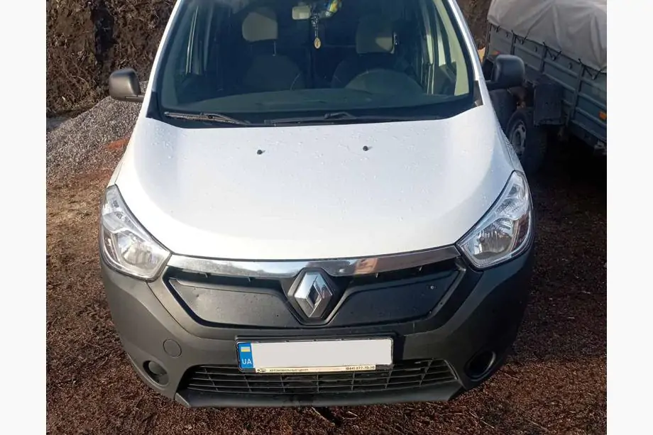 Renault Dokker 2013–2022 Zimná maska chladiča (2013-2017) Fotografia 1