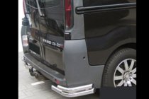 Renault Trafic 2001–2015 Zadné rohové chrániče AK003-Подвійний (nerezová oceľ) fotografia 3