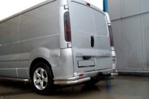Renault Trafic 2001–2015 Zadné rohové chrániče AK003-Подвійний (nerezová oceľ) fotografia 2