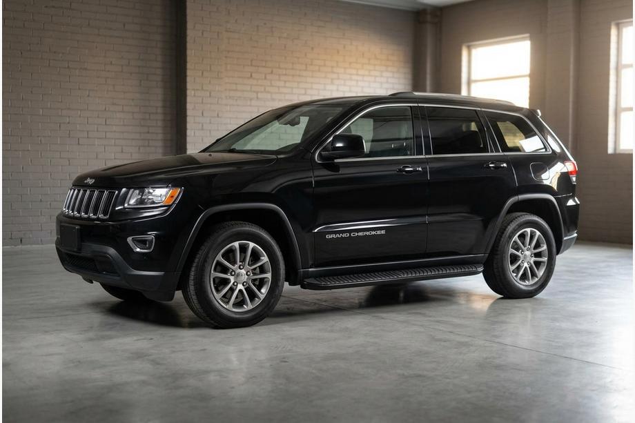 Jeep Grand Cherokee WK2 2010–2021 Bočné prahy Tayga Black (2 ks, hliník) Fotografia 1