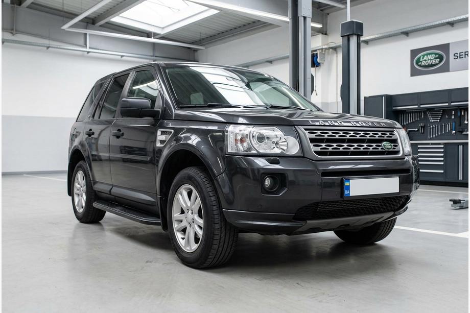 Land Rover Freelander II 2006–2014 Bočné prahy Tayga Black (2 ks, hliník) Image