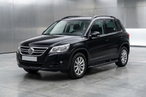 Volkswagen Tiguan 2007–2016 Bočné prahy Tayga Black (2 ks, hliník) fotografia 1