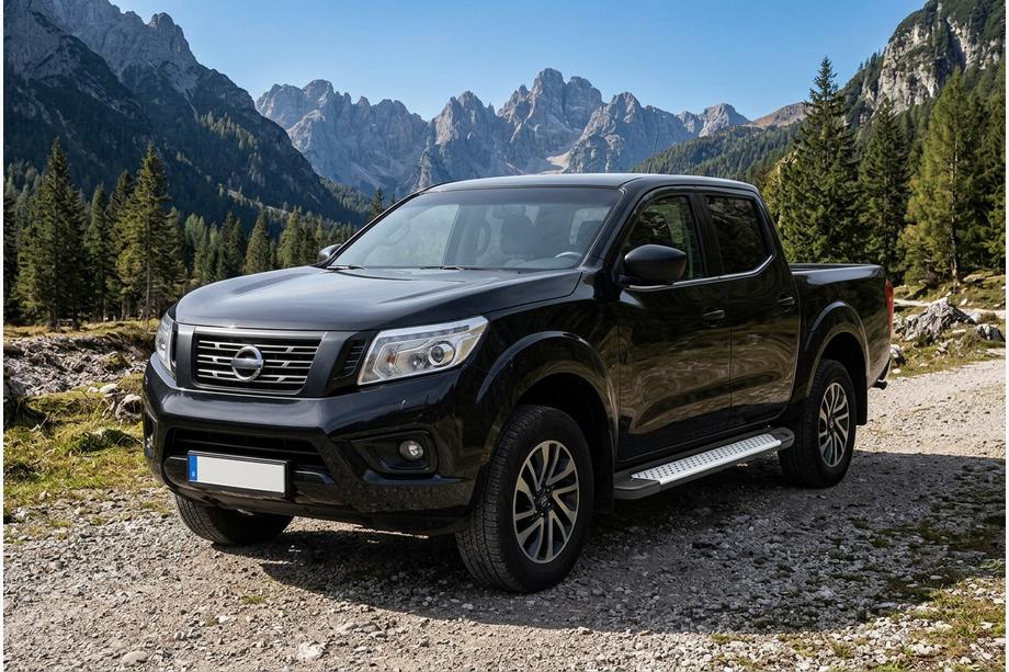Nissan Navara/NP300 2016– Bočné nášľapy Allmond Grey (2 ks, hliník) Image