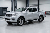 Nissan Navara/NP300 2016– Bočné nášľapy Fullmond (2 ks, hliník) fotografia 1