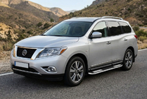 Nissan Pathfinder R52 2012–2021 Bočné prahy Tayga V2 (2 ks, hliník) fotografia 1