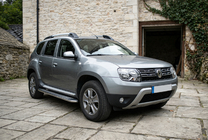Renault Duster 2008–2017 Bočné nášľapy Maydos V2 (2 ks, hliník/nehrdzavejúca oceľ) fotografia 1