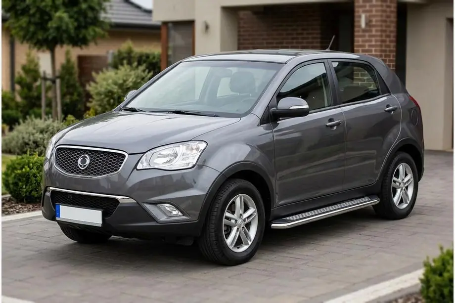 SsangYong Korando 2010–2019 Bočné nášľapy Maydos V2 (2 ks, hliník/nehrdzavejúca oceľ) Image
