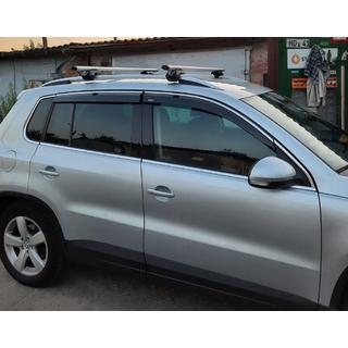 Okenné deflektory s chrómovou lištou (4 ks, Niken) Volkswagen Tiguan 2007–2016 fotografia 2