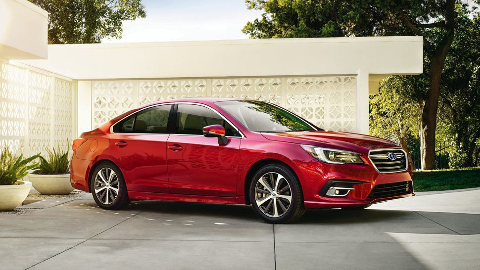 Sedan Subaru Legacy šiestej generácie