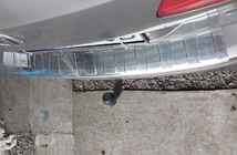 Volkswagen Passat B7 2012–2015 Nerezová lišta na zadný nárazník Carmos (SW) fotografia 8