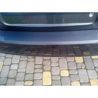 Plastový kryt zadného nárazníka s ohybom Chevrolet Aveo T250 2005–2011 fotografia 3