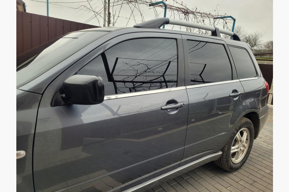 Mitsubishi Outlander 2001–2006 Spodné okenné lišty (6 ks, nerez) Image