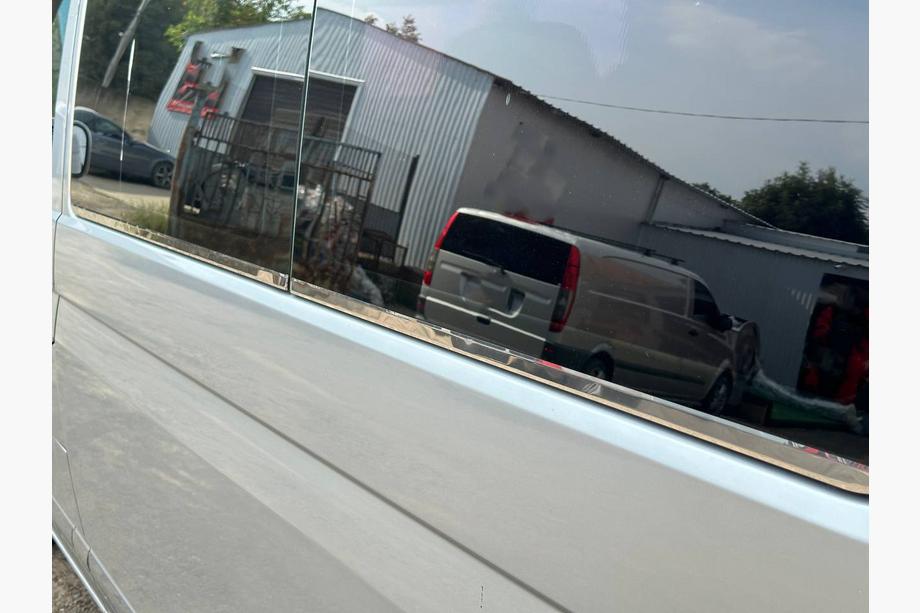 Volkswagen T5 2010–2015 Spodné okenné lišty (6 ks, nerez) Krátky rázvor Fotografia 6