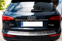 Audi Q5 2008–2017 Nerezová lišta na zadný nárazník Carmos (nerez) fotografia 1